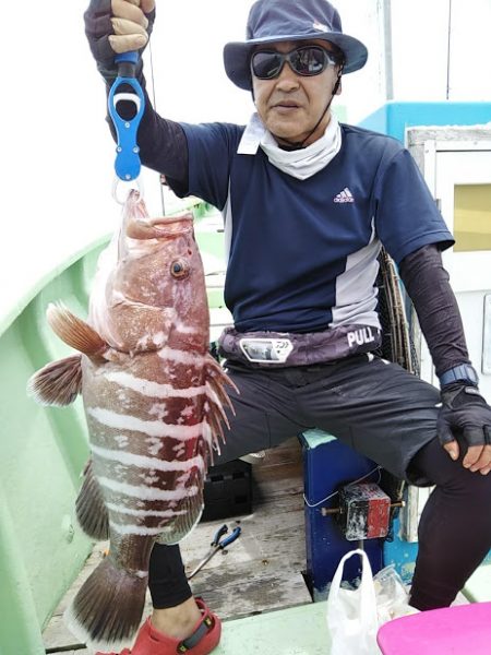 康仁丸・ジギング釣り果